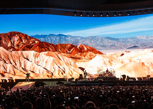 U2-Joshua-Tree-Tour-1.jpg